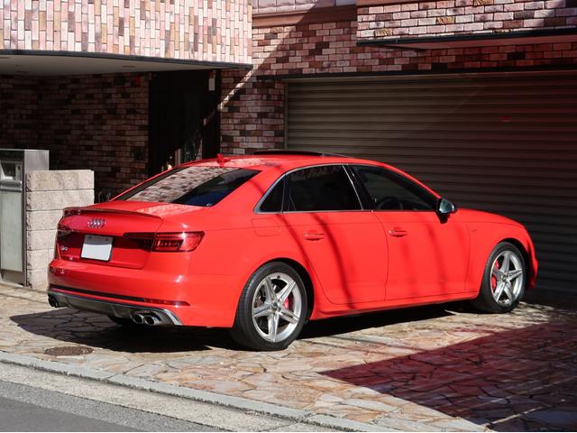 AUDI S4 BASE GRADE