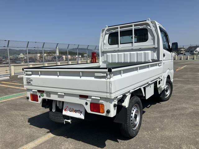 日産 ＮＴ１００クリッパートラック