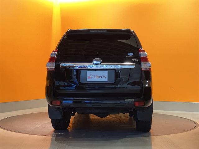 ランドクルーザープラド ＴＸ　４ＷＤ　ＥＴＣ　バックカメラ　ナビ　ＴＶ　オートライト　アルミホイール　スマートキー　電動格納ミラー　ＡＴ　ＣＤ　ＤＶＤ再生　エアコン　パワーウィンドウ　プッシュスタート（9枚目）