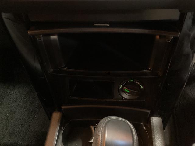 ランドクルーザープラド ＴＸ　４ＷＤ　ＥＴＣ　バックカメラ　ナビ　ＴＶ　オートライト　アルミホイール　スマートキー　電動格納ミラー　ＡＴ　ＣＤ　ＤＶＤ再生　エアコン　パワーウィンドウ　プッシュスタート（30枚目）