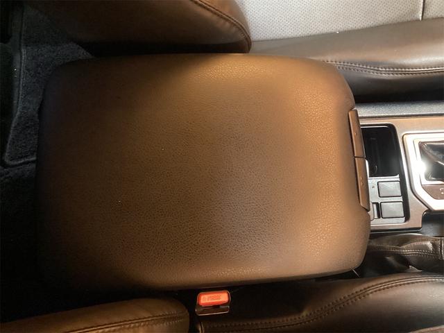 ランドクルーザープラド ＴＸ　４ＷＤ　ＥＴＣ　バックカメラ　ナビ　ＴＶ　オートライト　アルミホイール　スマートキー　電動格納ミラー　ＡＴ　ＣＤ　ＤＶＤ再生　エアコン　パワーウィンドウ　プッシュスタート（34枚目）