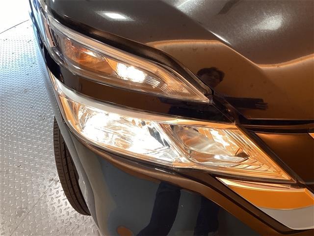 セレナ Ｘ　Ｖセレクション　バックカメラ　ナビ　オートクルーズコントロール　衝突被害軽減システム　両側電動スライドドア　オートライト　スマートキー　アイドリングストップ　電動格納ミラー　３列シート　ＣＶＴ　ＣＤ　ＵＳＢ（28枚目）