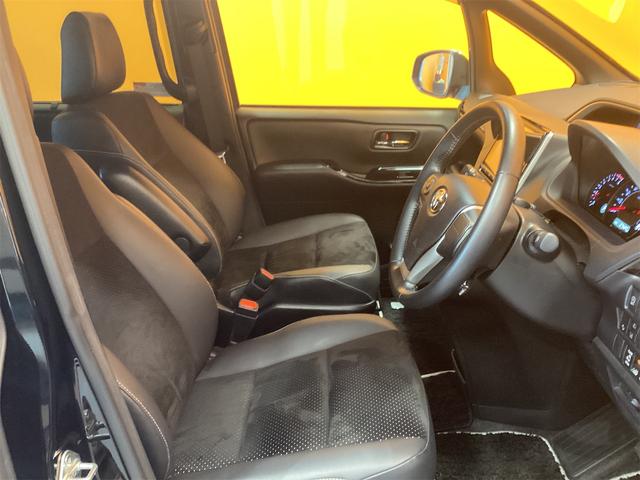 トヨタ ヴォクシー 24枚目