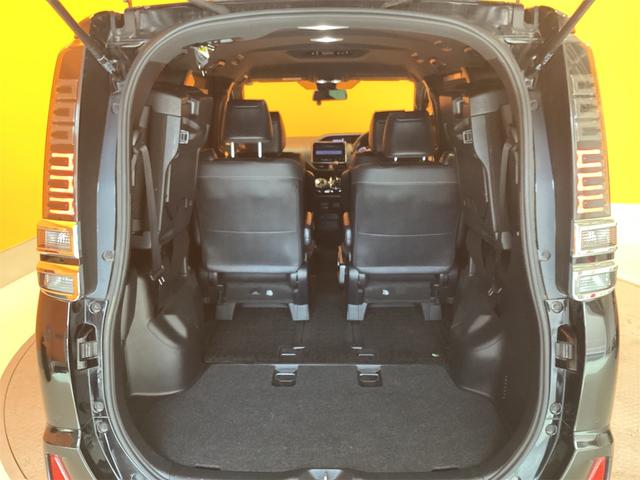 トヨタ ヴォクシー 28枚目