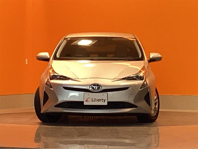 プリウス S ETC ナビ オートライト LEDヘッドランプ スマートキー 電動格納ミラー CVT 盗難防止システム 衝突安全ボディ ABS ESC CD Bluetooth(5枚目)