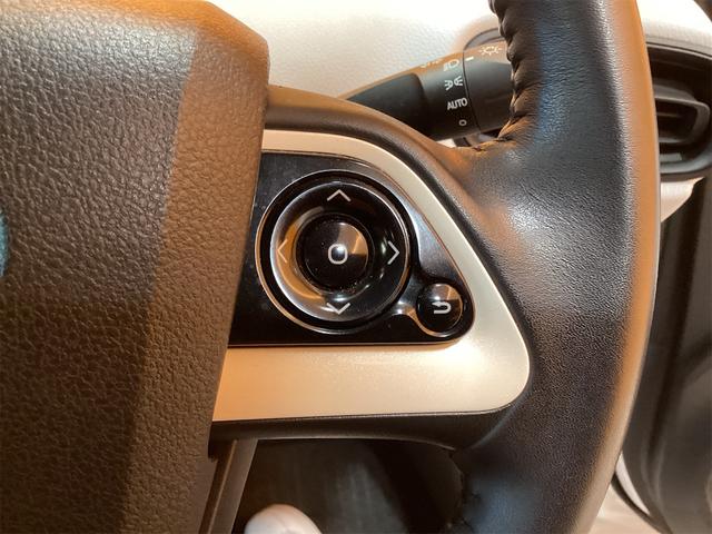 プリウス S ETC ナビ オートライト LEDヘッドランプ スマートキー 電動格納ミラー CVT 盗難防止システム 衝突安全ボディ ABS ESC CD Bluetooth(22枚目)