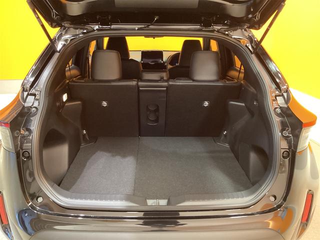 ヤリスクロス ハイブリッドZ 登録済未使用車 禁煙車 トヨタセーフティセンス 純正ディスプレイ Bluetooth対応 パノラミックビューモニター ETC2.0 ブラインドスポットモニター アダプティブクルーズコントロール(14枚目)