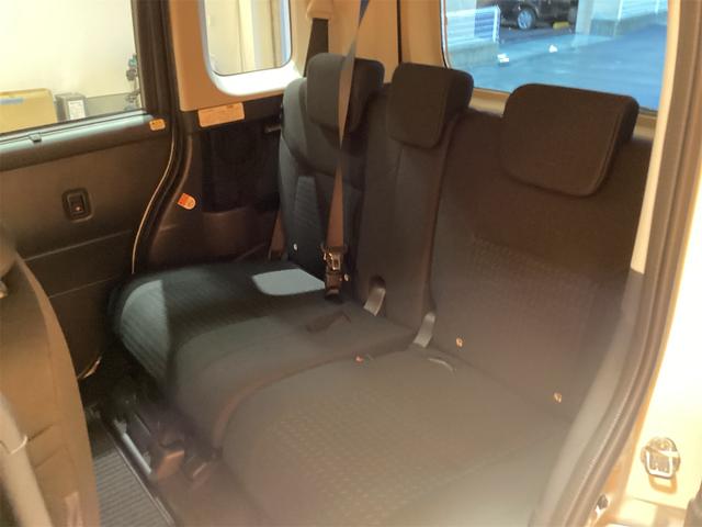 トヨタ ルーミー 27枚目