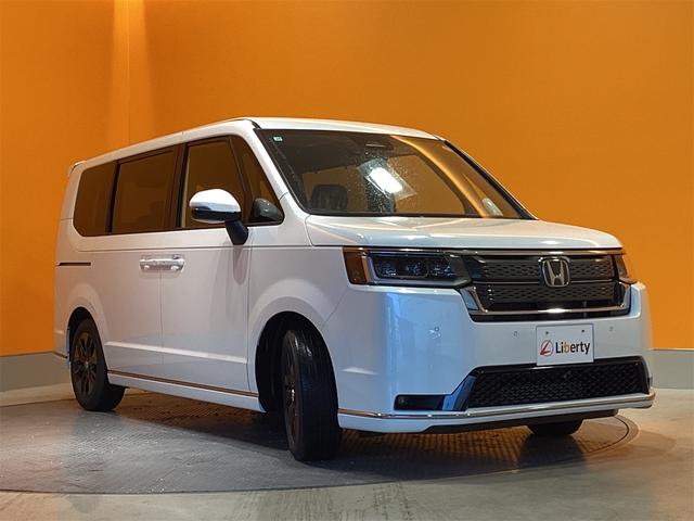 ステップワゴン スパーダ バックカメラ クリアランスソナー 両側電動スライドドア オートライト 電動リアゲート スマートキー 電動格納ミラー シートヒーター 3列シート CVT アルミホイール ESC エアコン(17枚目)