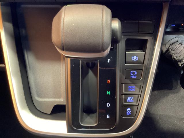 ノア ハイブリッドS-Z バックカメラ ナビ TV オートクルーズコントロール レーンアシスト 衝突被害軽減システム オートマチックハイビーム オートライト LEDヘッドランプ スマートキー アイドリングストップ(11枚目)