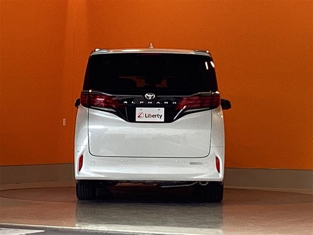 アルファード Ｚ　全周囲カメラ　ナビ　ＴＶ　クリアランスソナー　オートクルーズコントロール　レーンアシスト　衝突被害軽減システム　両側電動スライドドア　オートライト　ＬＥＤヘッドランプ　スマートキー　電動格納ミラー（9枚目）