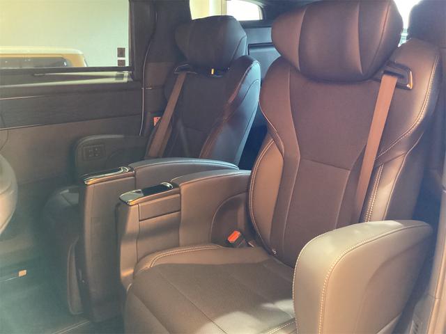 アルファード Ｚ　全周囲カメラ　ナビ　ＴＶ　クリアランスソナー　オートクルーズコントロール　レーンアシスト　衝突被害軽減システム　両側電動スライドドア　オートライト　ＬＥＤヘッドランプ　スマートキー　電動格納ミラー（13枚目）