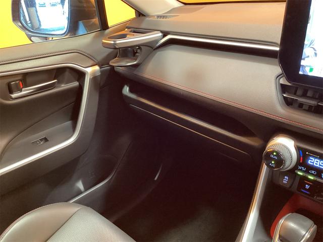 RAV4 アドベンチャー オフロードパッケージII 4WD バックカメラ オートクルーズコントロール レーンアシスト パワーシート 衝突被害軽減システム TV オートマチックハイビーム オートライト LEDヘッドランプ(33枚目)