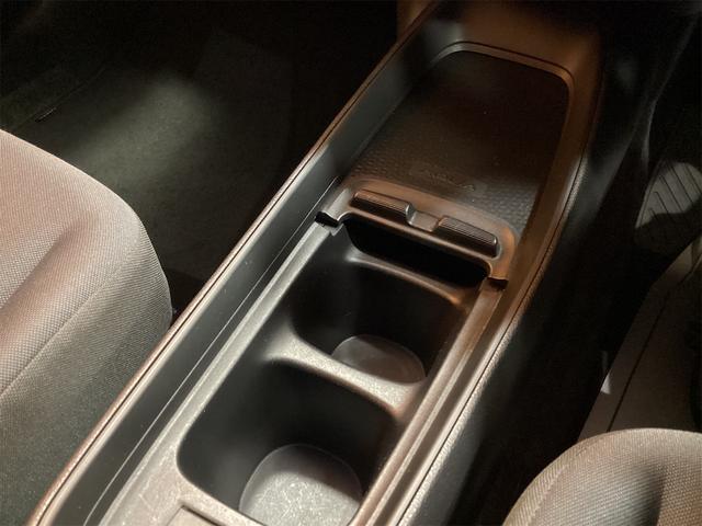 アクア X ETC バックカメラ ナビ オートクルーズコントロール レーンアシスト 衝突被害軽減システム オートマチックハイビーム オートライト LEDヘッドランプ スマートキー アイドリングストップ(28枚目)