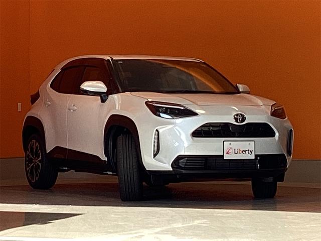 ヤリスクロス ハイブリッドＺ　全周囲カメラ　クリアランスソナー　オートクルーズコントロール　レーンアシスト　パワーシート　パークアシスト　衝突被害軽減システム　ナビ　ＴＶ　オートマチックハイビーム　オートライト　ＬＥＤヘッドランプ（6枚目）