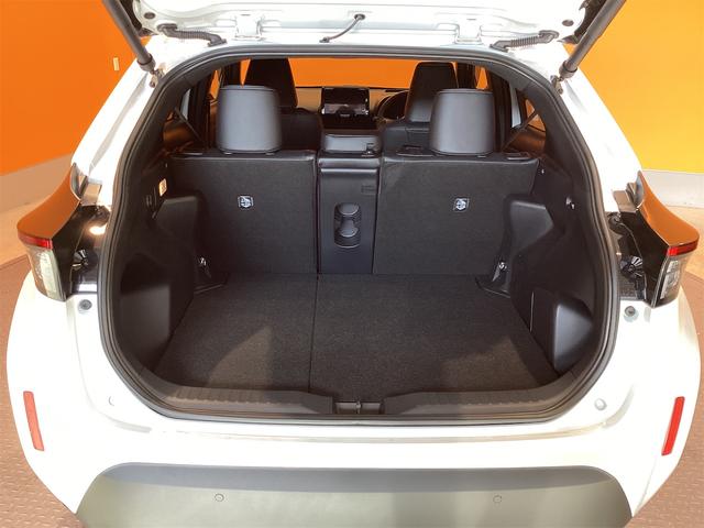 ヤリスクロス ハイブリッドＺ　全周囲カメラ　クリアランスソナー　オートクルーズコントロール　レーンアシスト　パワーシート　パークアシスト　衝突被害軽減システム　ナビ　ＴＶ　オートマチックハイビーム　オートライト　ＬＥＤヘッドランプ（14枚目）