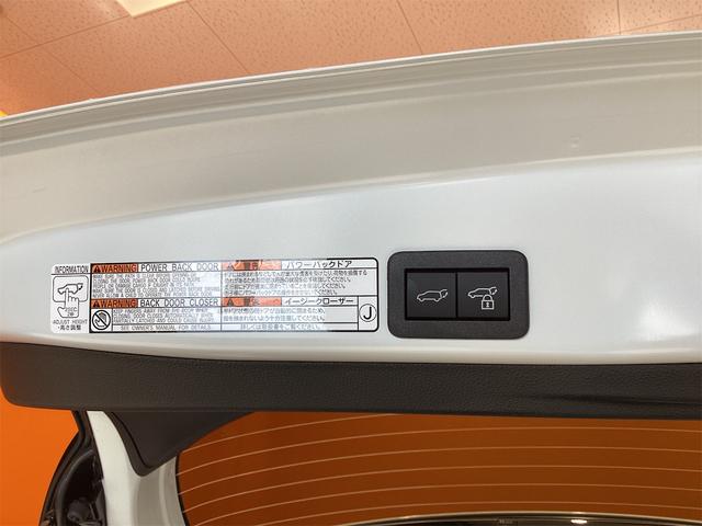 ヤリスクロス ハイブリッドＺ　全周囲カメラ　クリアランスソナー　オートクルーズコントロール　レーンアシスト　パワーシート　パークアシスト　衝突被害軽減システム　ナビ　ＴＶ　オートマチックハイビーム　オートライト　ＬＥＤヘッドランプ（15枚目）