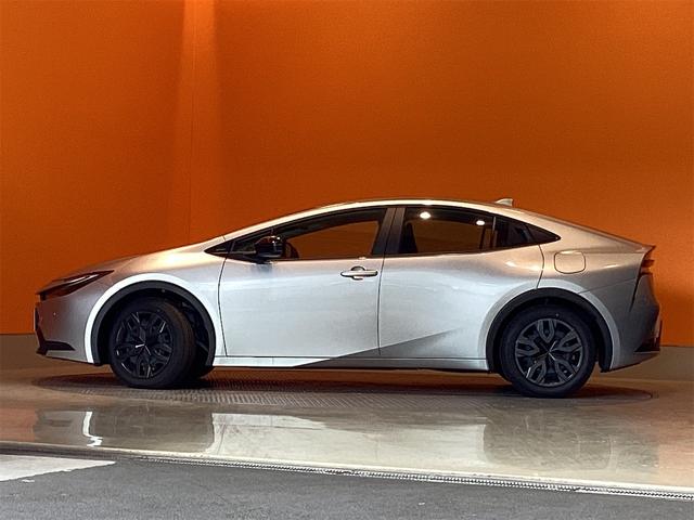 プリウス Ｘ　クリアランスソナー　レーンアシスト　オートクルーズコントロール　衝突被害軽減システム　オートライト　ＬＥＤヘッドランプ　ＣＶＴ　スマートキー　電動格納ミラー　盗難防止システム　ＡＢＳ　ＥＳＣ　エアコン（8枚目）