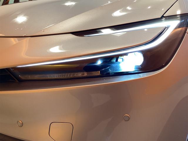 プリウス Ｘ　クリアランスソナー　レーンアシスト　オートクルーズコントロール　衝突被害軽減システム　オートライト　ＬＥＤヘッドランプ　ＣＶＴ　スマートキー　電動格納ミラー　盗難防止システム　ＡＢＳ　ＥＳＣ　エアコン（26枚目）