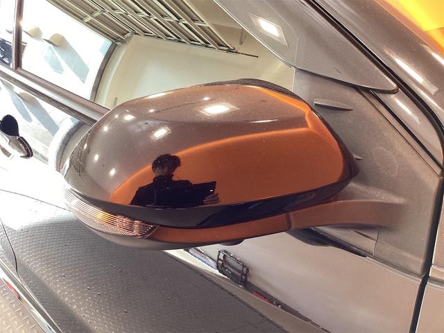 ヤリス Ｘ　ＥＴＣ　全周囲カメラ　レーンアシスト　衝突被害軽減システム　オートマチックハイビーム　オートライト　キーレスエントリー　電動格納ミラー　ＣＶＴ　盗難防止システム　衝突安全ボディ（32枚目）