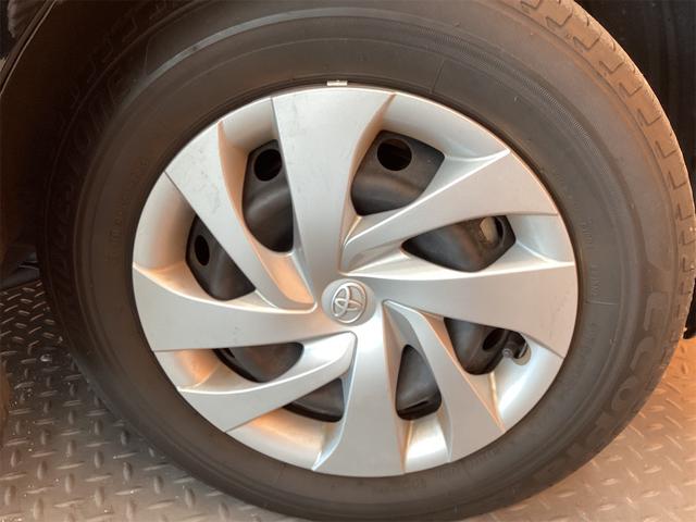 ヤリス Ｘ　ＥＴＣ　全周囲カメラ　レーンアシスト　衝突被害軽減システム　オートマチックハイビーム　オートライト　キーレスエントリー　電動格納ミラー　ＣＶＴ　盗難防止システム　衝突安全ボディ（33枚目）