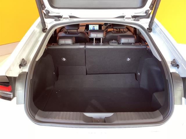 プリウス Ｚ　トヨタセーフティセンス　純正１２．３インチディスプレイ　Ｂｌｕｅｔｏｏｔｈ対応　パノラミックビューモニター　アダプティブクルーズコントロール　電子パーキング　ステアリングヒーター　パワーバックドア（14枚目）