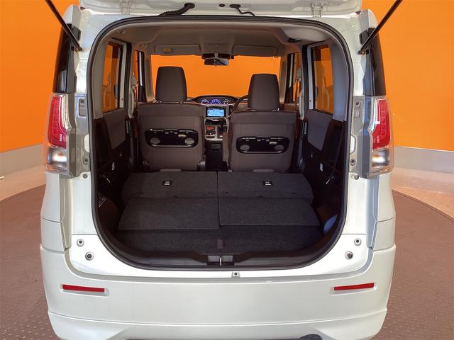 ソリオ ハイブリッドＭＺ　衝突軽減Ｂ　純正ナビ　ＴＶ　Ｂｌｕｅｔｏｏｔｈ対応　全方位カメラ　両側自動ドア　クルーズコントロール　革巻きステアリング　ＨＩＤヘッドライト　フォグライト　スマートキー　プッシュスタート　アイドリング（12枚目）