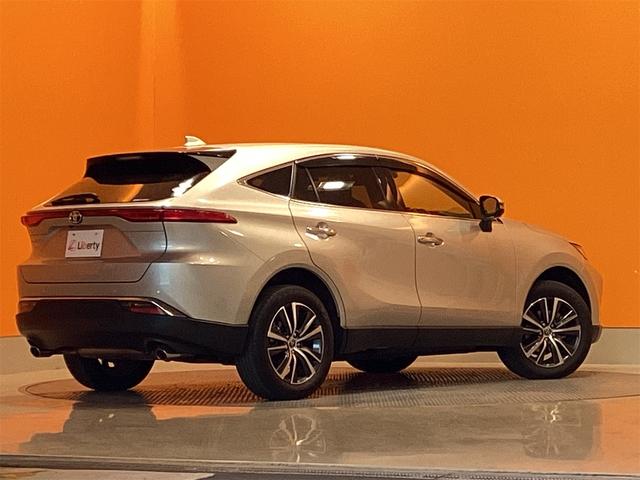 ハリアー G トヨタセーフティセンス 純正ディスプレイ Bluetooth対応 Bカメラ アダプティブクルーズコントロール パワーバックドア デジタルインナーミラー LEDヘッドライト フォグライト スマートキー(8枚目)