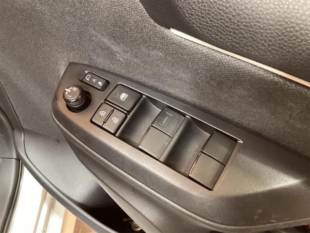 ヤリス ハイブリッドＸ　トヨタセーフティセンス　純正ディスプレイ　Ｂｌｕｅｔｏｏｔｈ対応　Ｂカメラ　アダプティブクルーズコントロール　ステアリングスイッチ　ヘッドライトレベライザー　電動格納ミラー（17枚目）