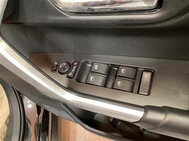 ライズ Ｘ　バックカメラ　クリアランスソナー　衝突被害軽減システム　ＴＶ　ＬＥＤヘッドランプ　スマートキー　アイドリングストップ　電動格納ミラー　ＣＶＴ　盗難防止システム　衝突安全ボディ　ＵＳＢ（14枚目）