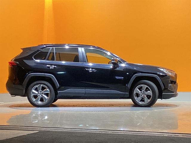 RAV4 G 4WD トヨタセーフティセンス 純正9インチナビ Bluetooth対応 Bカメラ アダプティブクルーズコントロール パワーバックドア 電子パーキング ステアリングヒーター LEDヘッドライト(7枚目)