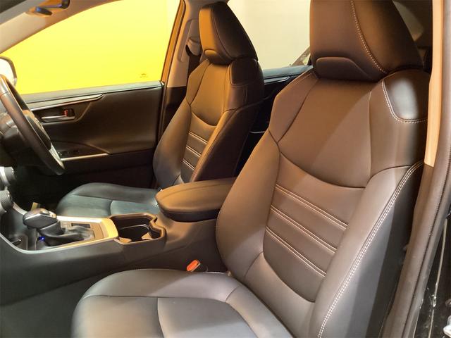 RAV4 G 4WD トヨタセーフティセンス 純正9インチナビ Bluetooth対応 Bカメラ アダプティブクルーズコントロール パワーバックドア 電子パーキング ステアリングヒーター LEDヘッドライト(12枚目)