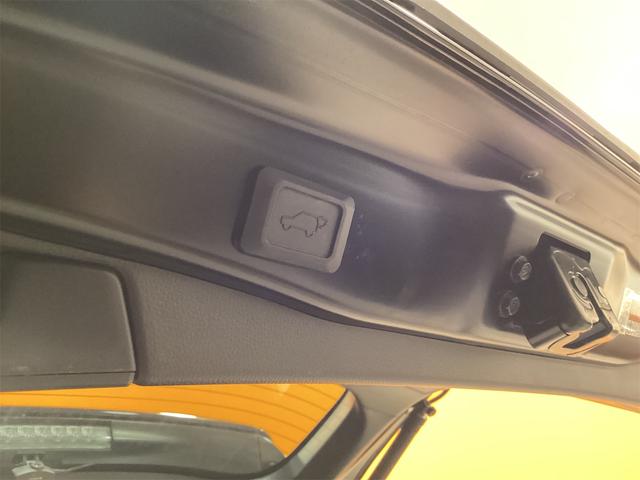 RAV4 G 4WD トヨタセーフティセンス 純正9インチナビ Bluetooth対応 Bカメラ アダプティブクルーズコントロール パワーバックドア 電子パーキング ステアリングヒーター LEDヘッドライト(16枚目)