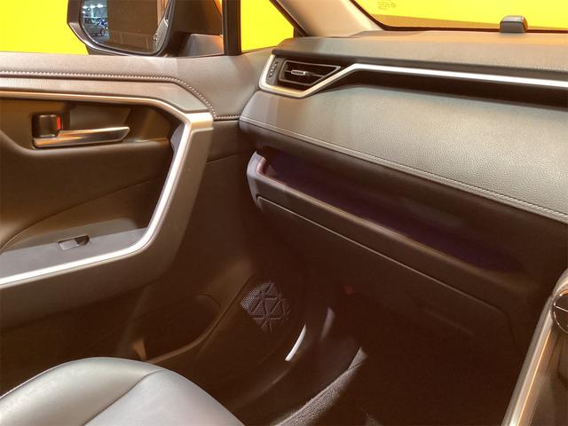 RAV4 G 4WD トヨタセーフティセンス 純正9インチナビ Bluetooth対応 Bカメラ アダプティブクルーズコントロール パワーバックドア 電子パーキング ステアリングヒーター LEDヘッドライト(31枚目)