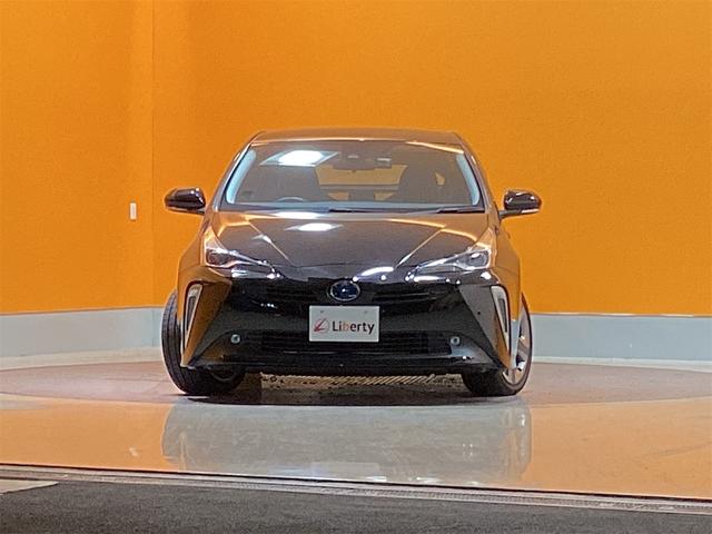 プリウス Ｓツーリングセレクション　トヨタセーフティセンス　純正９インチナビ　Ｂｌｕｅｔｏｏｔｈ対応　Ｂカメラ　ＥＴＣ　アダプティブクルーズコントロール　専用合皮シート　シートヒーター　ＬＥＤヘッドライト　スマートキー　ＡＣ１００Ｖ電源（5枚目）