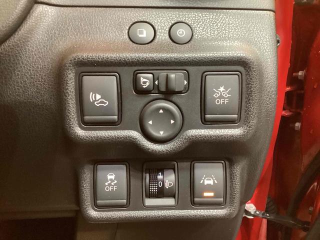 ノート Ｘ　ＥＴＣ　全周囲カメラ　ＴＶ　クリアランスソナー　レーンアシスト　衝突被害軽減システム　スマートキー　電動格納ミラー　ＣＶＴ　盗難防止システム　衝突安全ボディ　ＡＢＳ　ＥＳＣ　ＣＤ（24枚目）