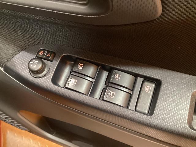 ムーヴ Xリミテッド SAIII バックカメラ ナビ TV 衝突被害軽減システム オートマチックハイビーム オートライト スマートキー アイドリングストップ 電動格納ミラー シートヒーター ベンチシート CVT ESC CD USB(18枚目)