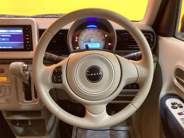 アルトラパン モード　全周囲カメラ　衝突被害軽減システム　オートライト　スマートキー　アイドリングストップ　電動格納ミラー　シートヒーター　ベンチシート　ＣＶＴ　ＥＳＣ　ＵＳＢ　Ｂｌｕｅｔｏｏｔｈ（6枚目）