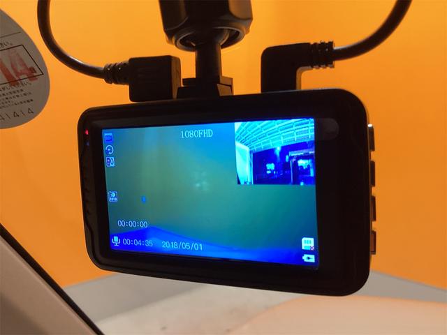 アルトラパン モード　全周囲カメラ　衝突被害軽減システム　オートライト　スマートキー　アイドリングストップ　電動格納ミラー　シートヒーター　ベンチシート　ＣＶＴ　ＥＳＣ　ＵＳＢ　Ｂｌｕｅｔｏｏｔｈ（14枚目）