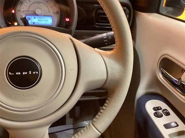 アルトラパン モード　全周囲カメラ　衝突被害軽減システム　オートライト　スマートキー　アイドリングストップ　電動格納ミラー　シートヒーター　ベンチシート　ＣＶＴ　ＥＳＣ　ＵＳＢ　Ｂｌｕｅｔｏｏｔｈ（37枚目）