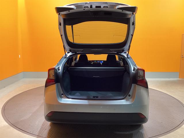 トヨタ プリウス 15枚目