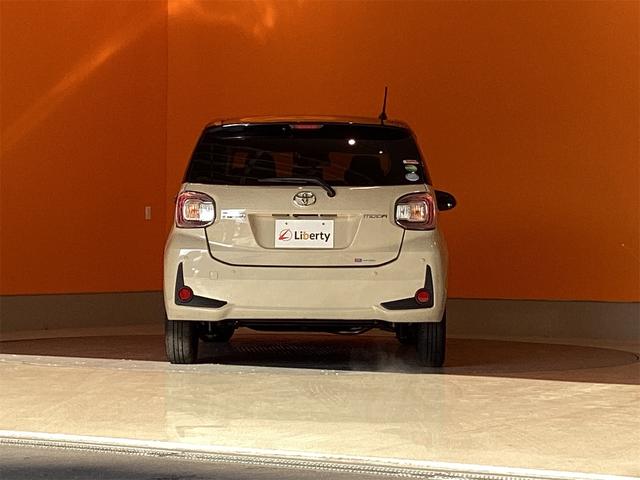 トヨタ パッソ 9枚目