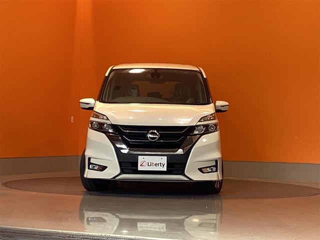 日産 セレナ 5枚目