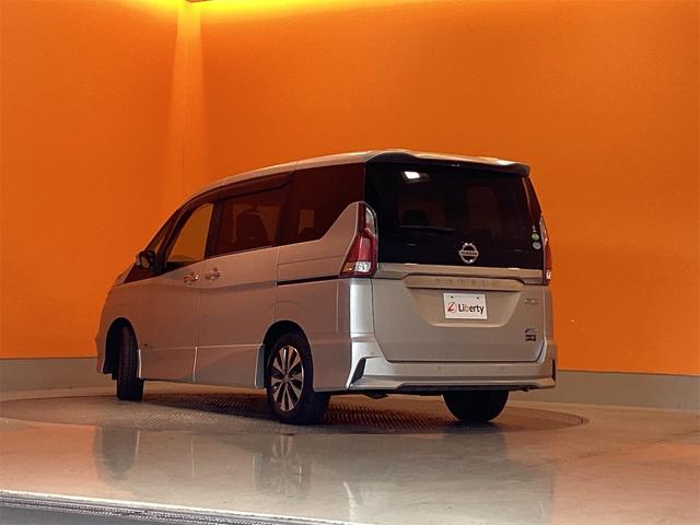 日産 セレナ 10枚目