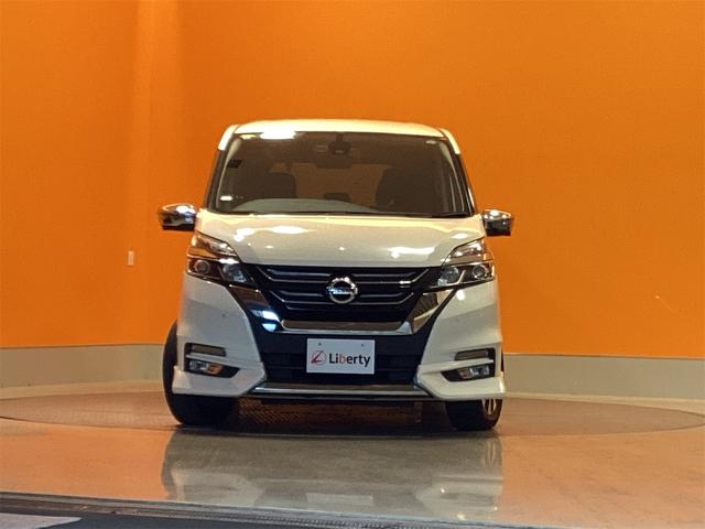 日産 セレナ 5枚目