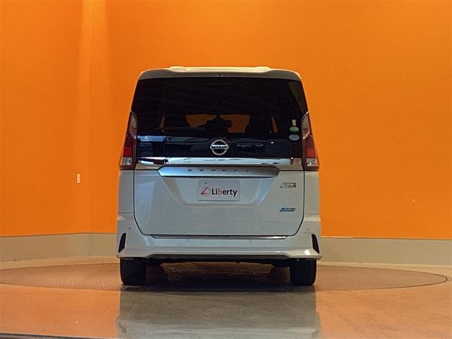 日産 セレナ 9枚目