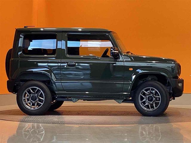 ジムニー ＸＣ　４ＷＤ　クリアランスソナー　オートクルーズコントロール　レーンアシスト　衝突被害軽減システム　ヘッドライトウォッシャー　スマートキー　アイドリングストップ　電動格納ミラー　シートヒーター　ＡＴ　ＥＳＣ（7枚目）