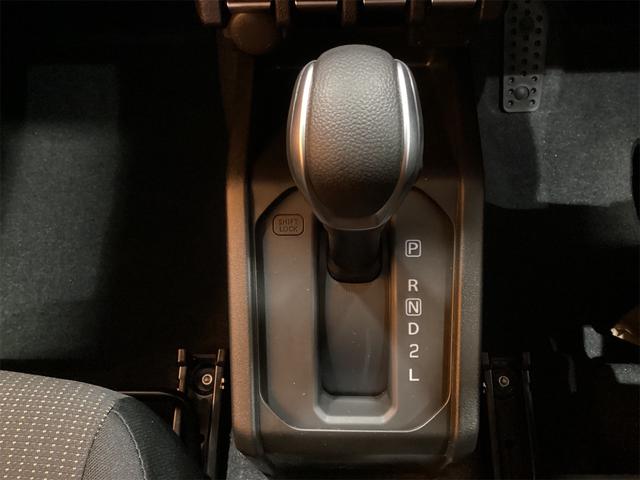 ジムニー ＸＣ　４ＷＤ　クリアランスソナー　オートクルーズコントロール　レーンアシスト　衝突被害軽減システム　ヘッドライトウォッシャー　スマートキー　アイドリングストップ　電動格納ミラー　シートヒーター　ＡＴ　ＥＳＣ（28枚目）