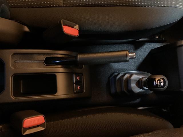 ジムニー ＸＣ　４ＷＤ　クリアランスソナー　オートクルーズコントロール　レーンアシスト　衝突被害軽減システム　ヘッドライトウォッシャー　スマートキー　アイドリングストップ　電動格納ミラー　シートヒーター　ＡＴ　ＥＳＣ（29枚目）