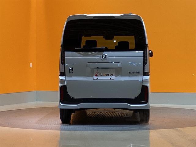 Ｎ－ＢＯＸカスタム ベースグレード　バックカメラ　両側スライド・片側電動　クリアランスソナー　オートクルーズコントロール　レーンアシスト　オートライト　スマートキー　アイドリングストップ　電動格納ミラー　ベンチシート　ＣＶＴ　ＥＳＣ（9枚目）